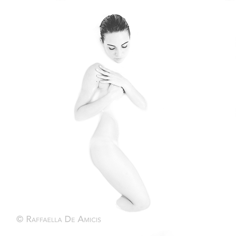 Female model photo shoot of Raffa Luce