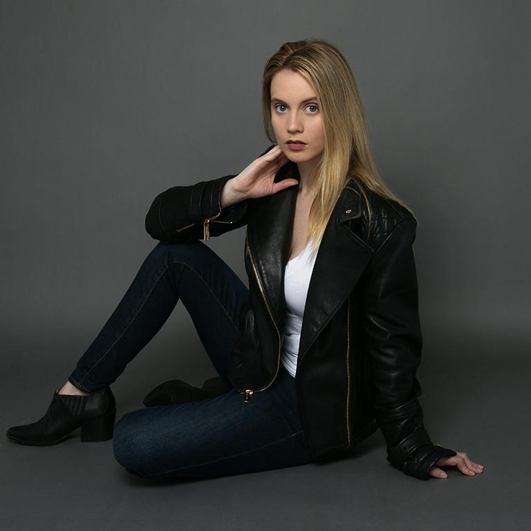 Female model photo shoot of Lauren Susan
