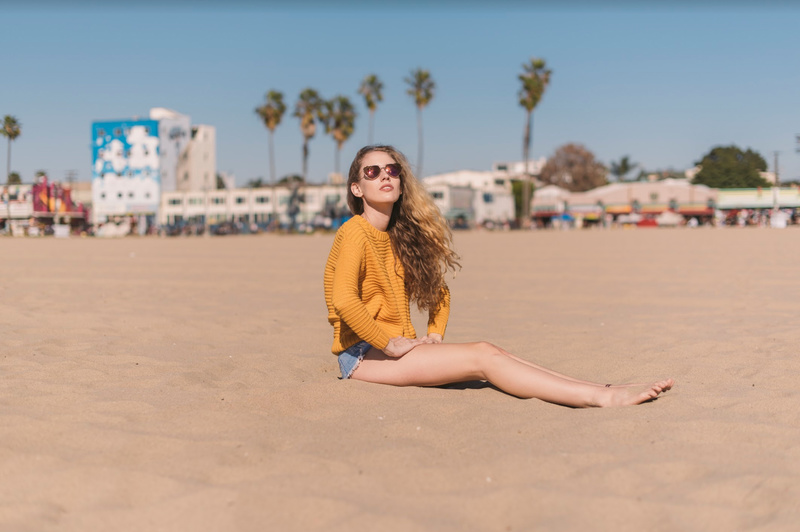 Female model photo shoot of Bethany Catherine in Venice Beach, CA