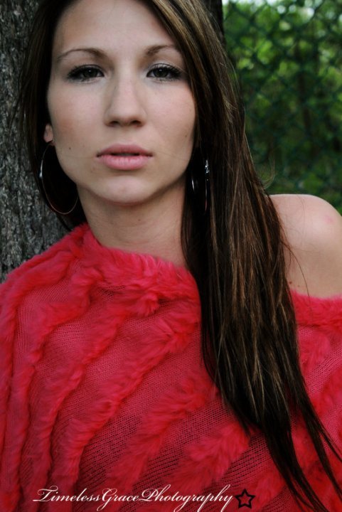 Female model photo shoot of Jennifer Bedford