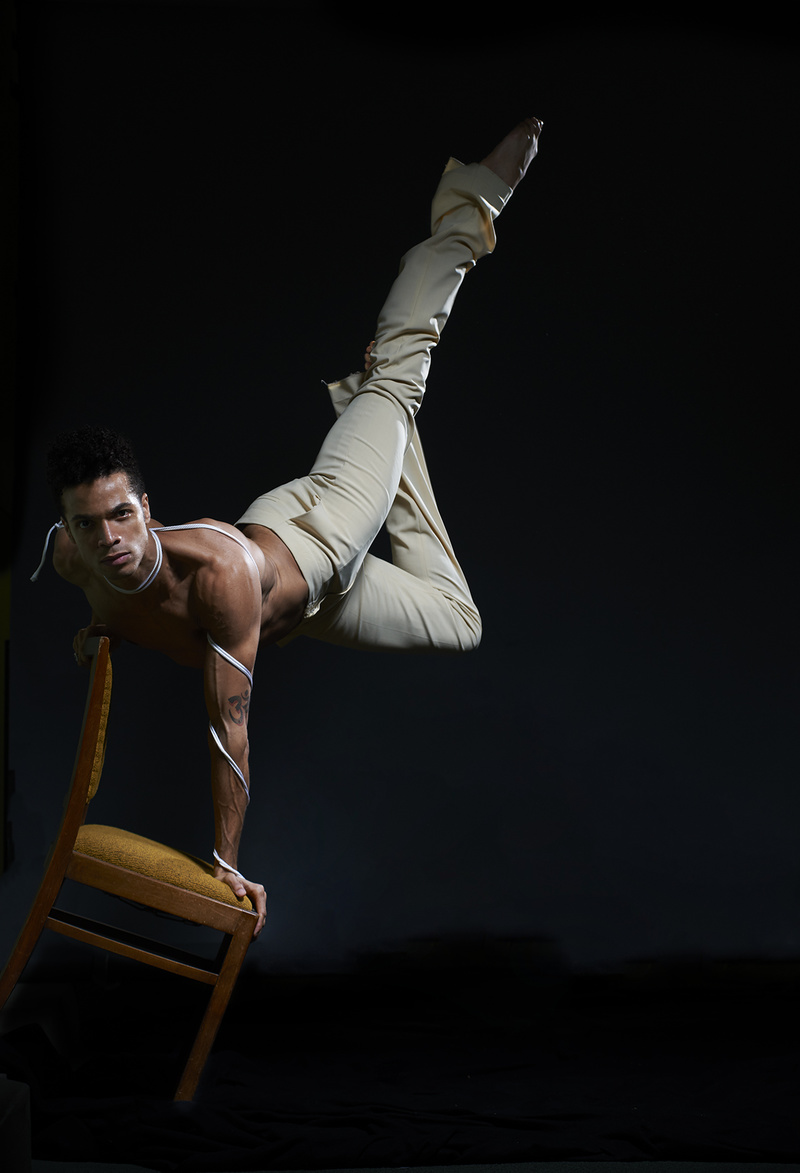 Male model photo shoot of Kris Jobson