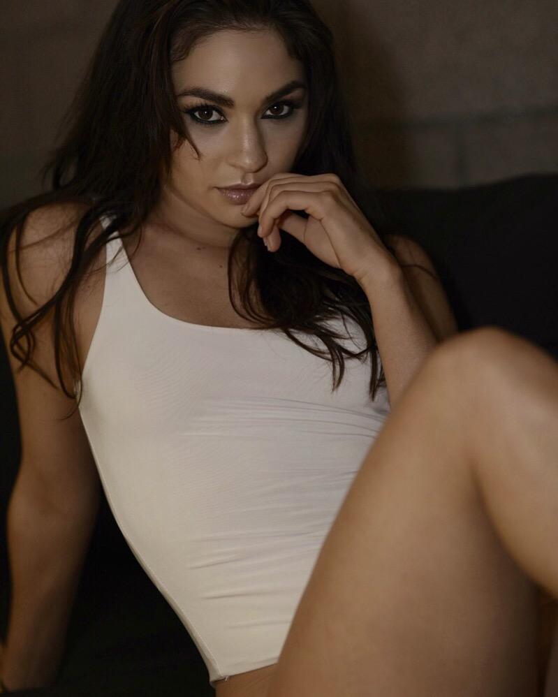 Female model photo shoot of Juliette Romero