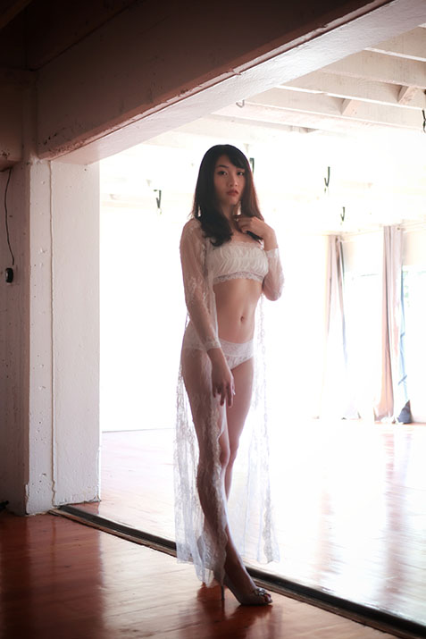 Female model photo shoot of Rachel Lin