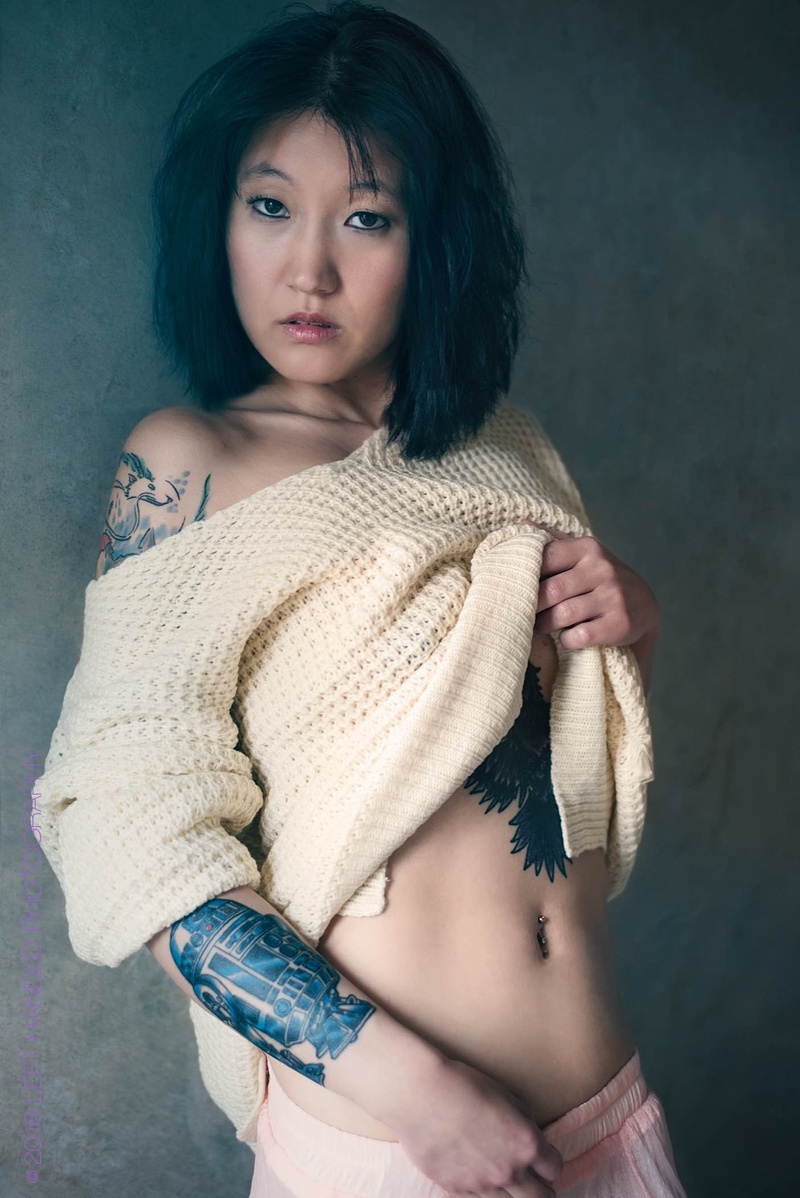 Female model photo shoot of Raven Snow