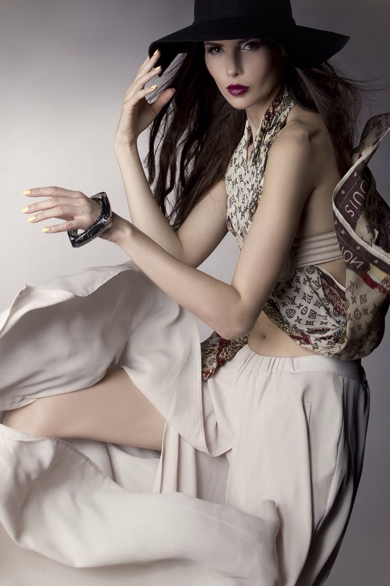Female model photo shoot of alyaska in China