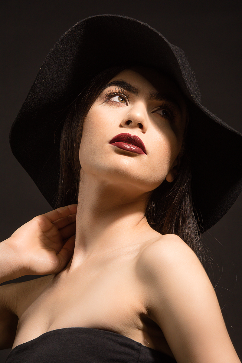 Female model photo shoot of Crystal_mndza by Alex Schotzki