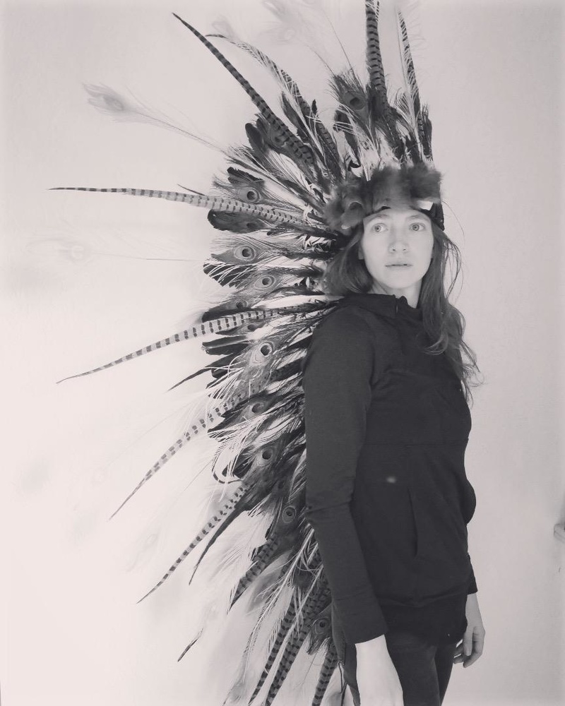 Female model photo shoot of Ruby Feathers