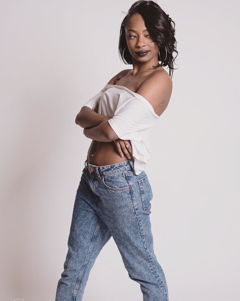 Female model photo shoot of Destina Aubrey