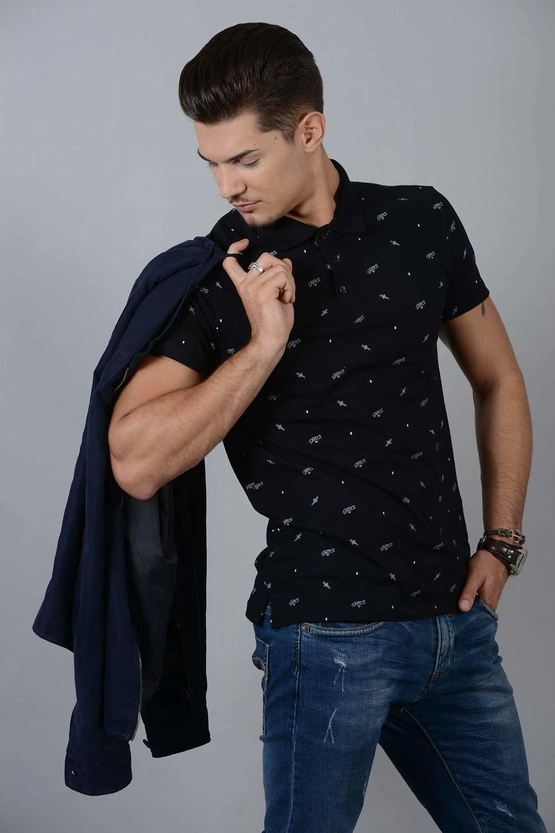 Male model photo shoot of silviusebastian