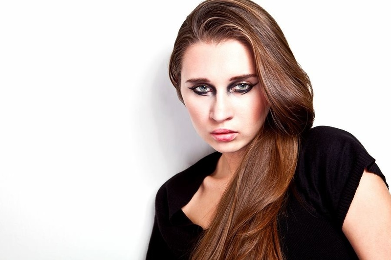 Female model photo shoot of KristynaZemankova
