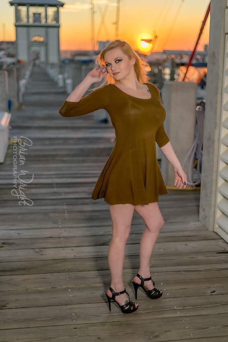 Female model photo shoot of EllenRidleyCosplay