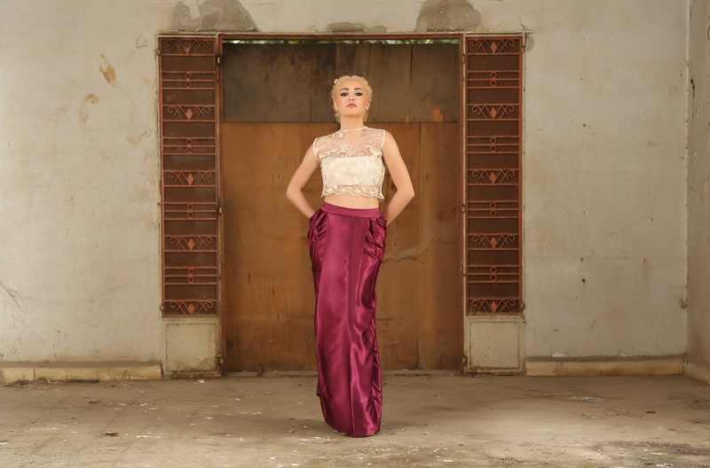 Female model photo shoot of ayahodroj