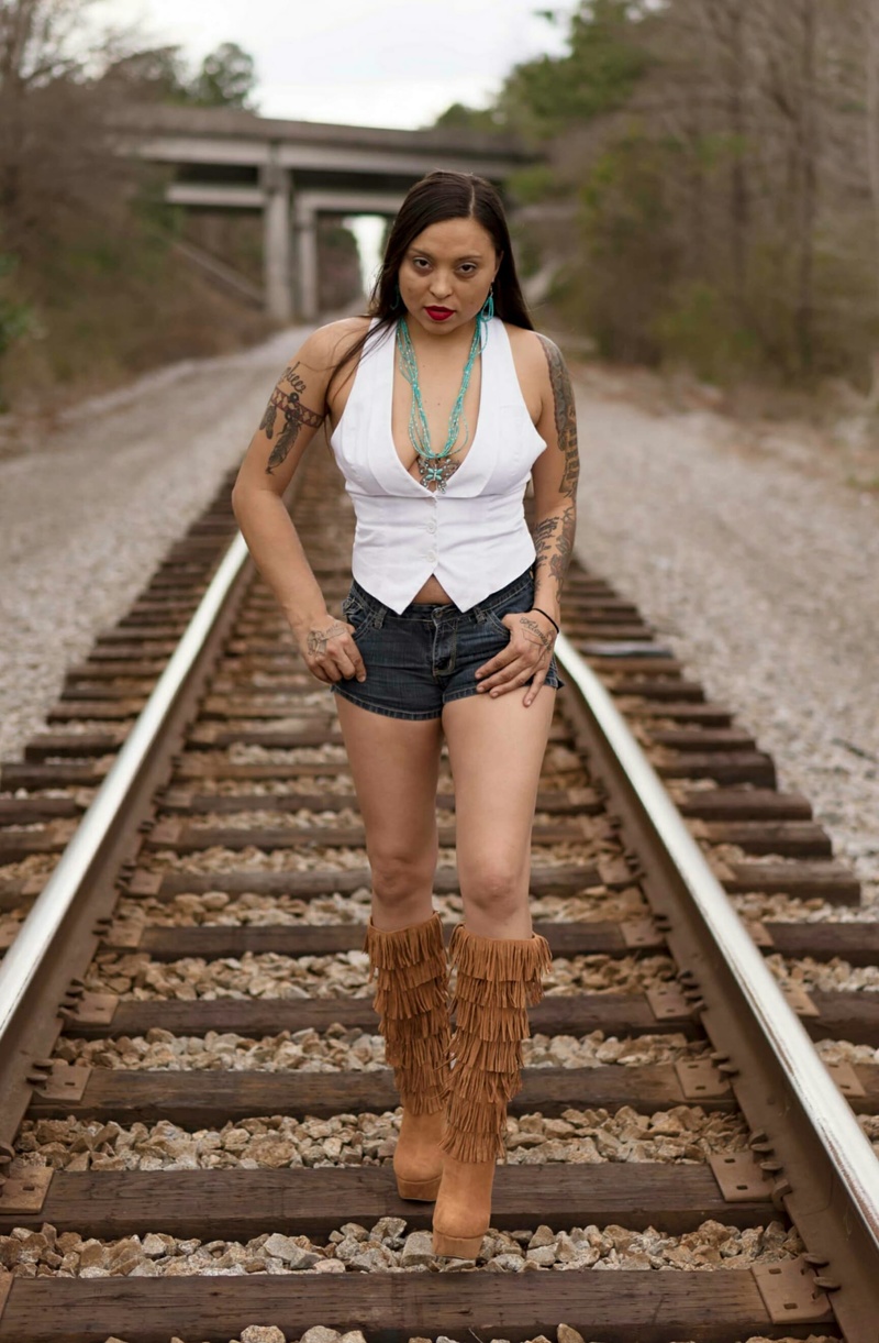 Female model photo shoot of Diverse Nucy Lucy in Maxton, NC