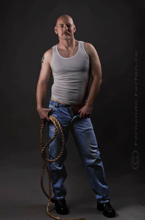 Male model photo shoot of Mike Tattersall