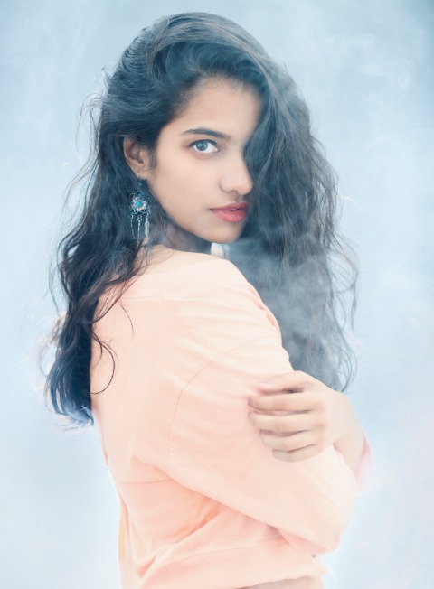 Female model photo shoot of ritzzpose in Mumbai