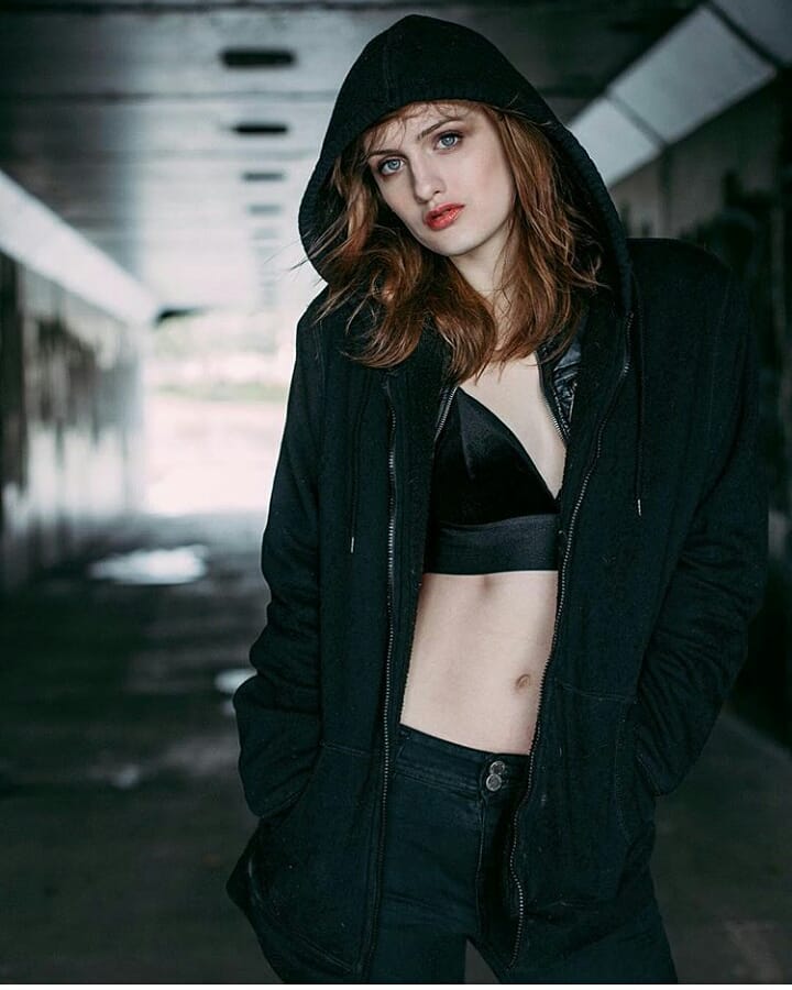 Female model photo shoot of AbiNeutrino in Portland Oregon