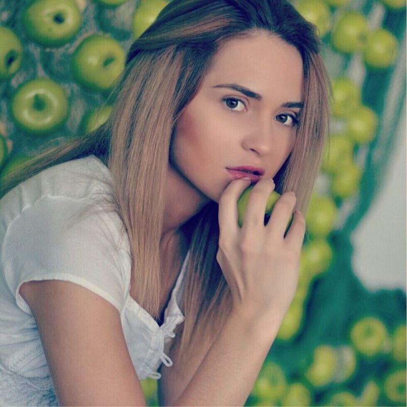 Female model photo shoot of Kristina_C