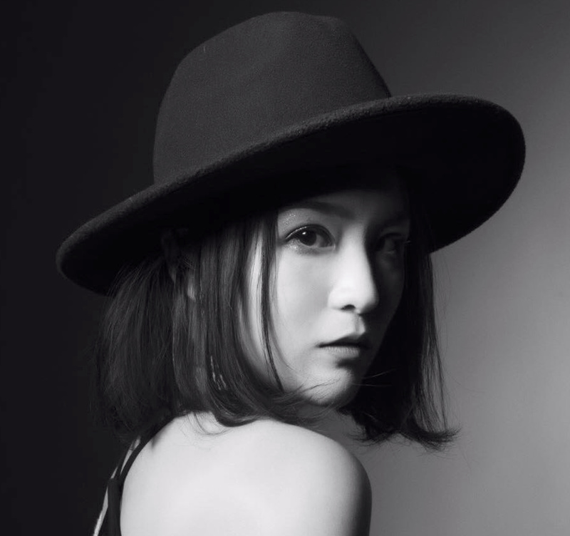 Female model photo shoot of Shenglin Wang