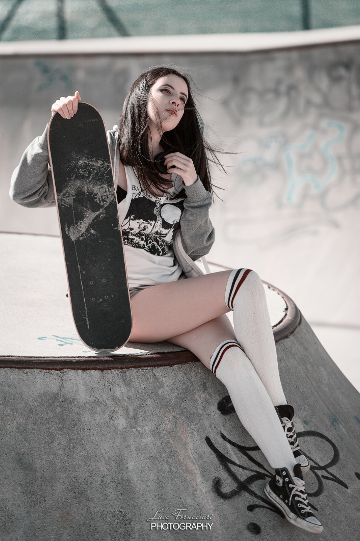 Female model photo shoot of Milla Askeladd by Luca Fornaciari in Pisa Skatepark