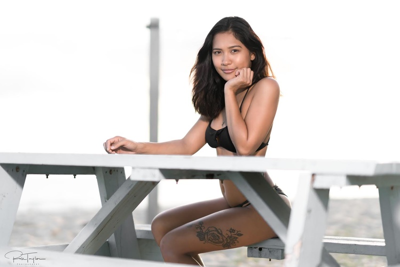 Female model photo shoot of lalarissy in Honolulu, Hawaii