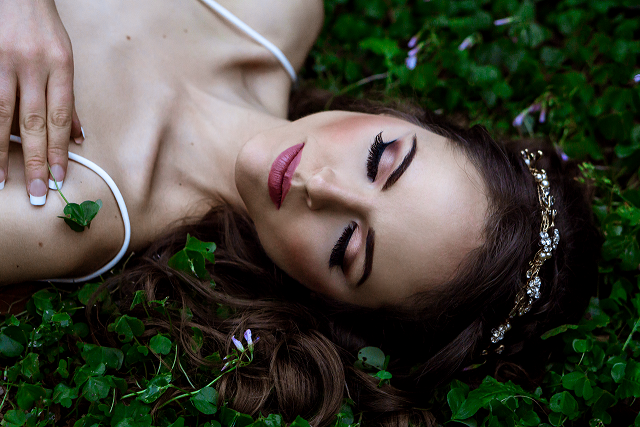 Female model photo shoot of Jackelyn Salas in Washington Oaks Garden State Park