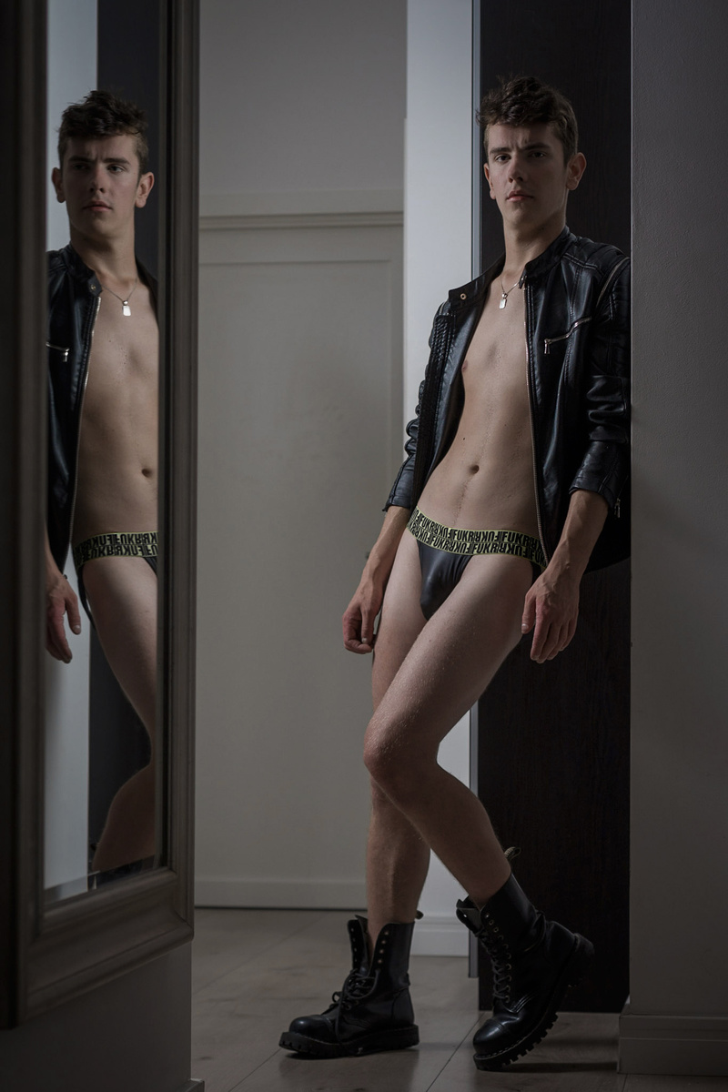 Male model photo shoot of Poteito in Poznań