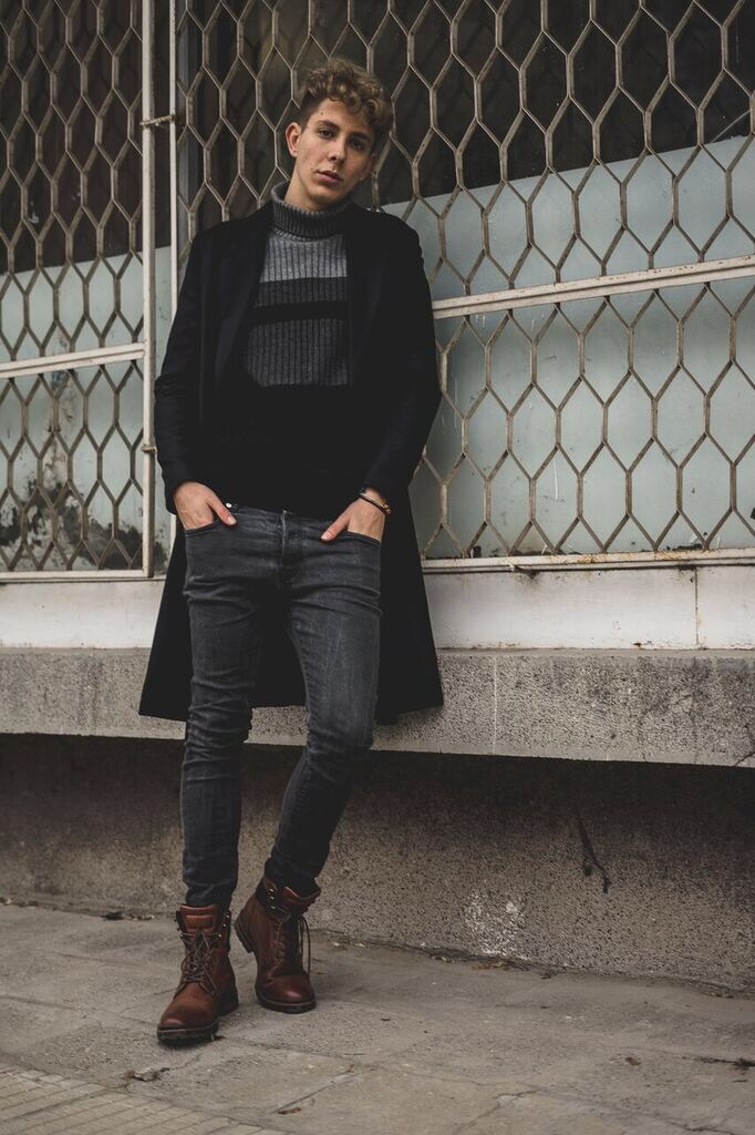 Male model photo shoot of Yoan Mitev