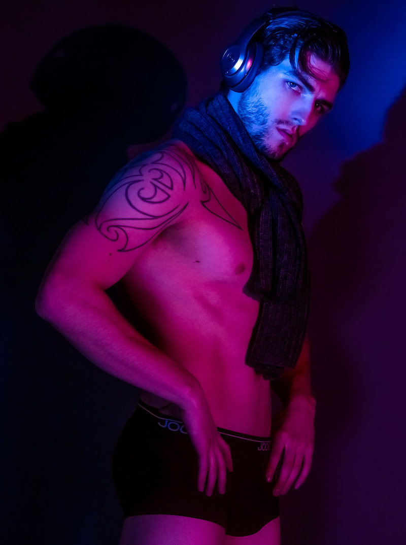 Male model photo shoot of BenFurney in Los Angeles