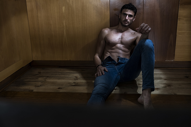 Male model photo shoot of Meromodel by Ronen Akerman