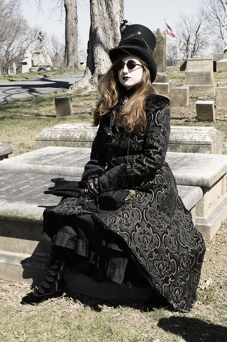 Female model photo shoot of katzenacht in Mount Olivet Cemetery