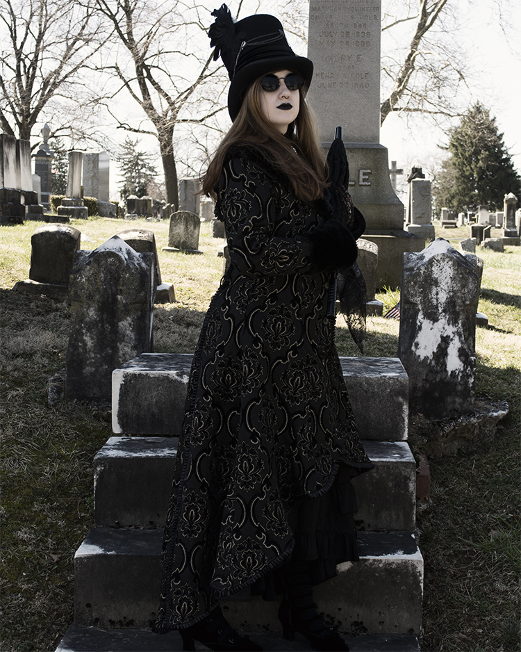 Female model photo shoot of katzenacht in Mount Olivet Cemetery