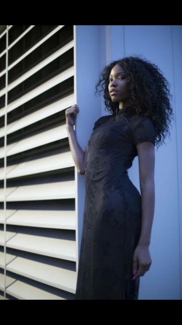 Female model photo shoot of Melondy Jennifer