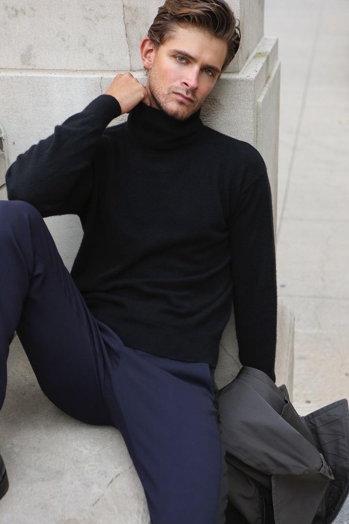 Male model photo shoot of Angelo Saia