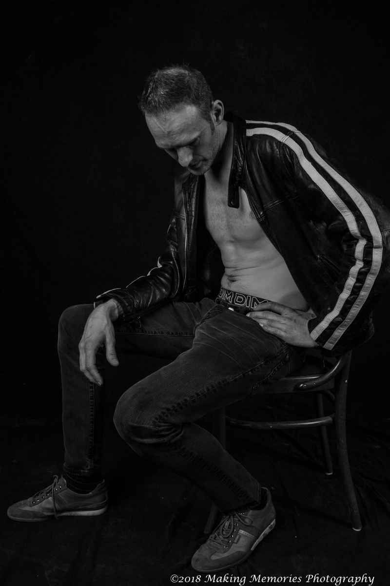 Male model photo shoot of WesleyVR