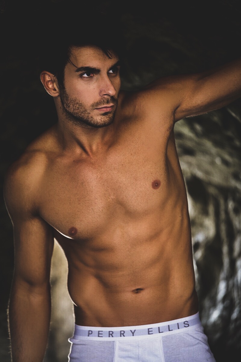 Male model photo shoot of Makarian