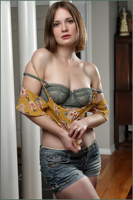 Female model photo shoot of Zinga  by Ray Sopczuk