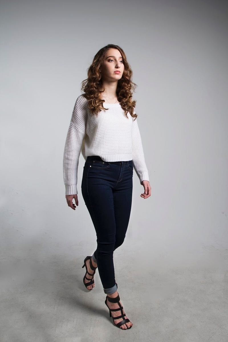 Female model photo shoot of Grace Manco in Sheridan College Studios
