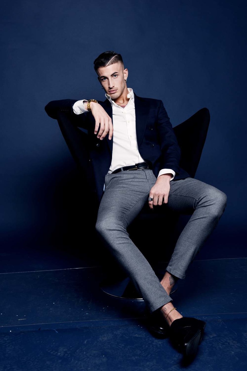 Male model photo shoot of Giulio Pastorelli 