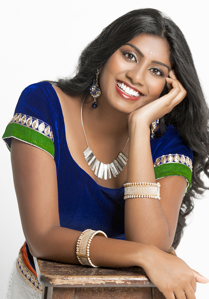 Female model photo shoot of Reshika