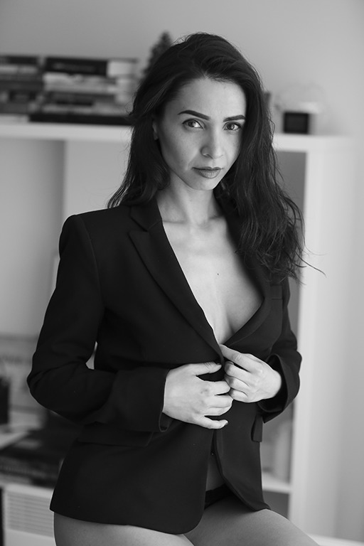 Female model photo shoot of ZhenyaPS