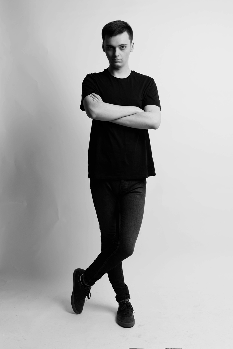 Male model photo shoot of CharlieAJJJones in Visual Studios (Cameden)