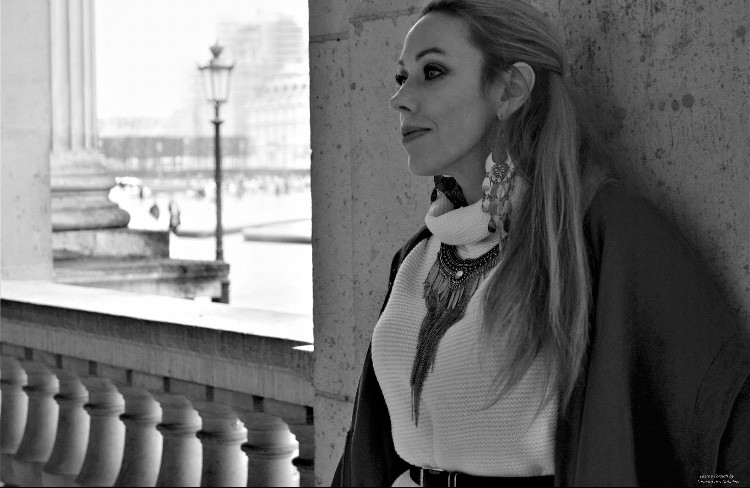 Female model photo shoot of Learne Forsyth in Paris
