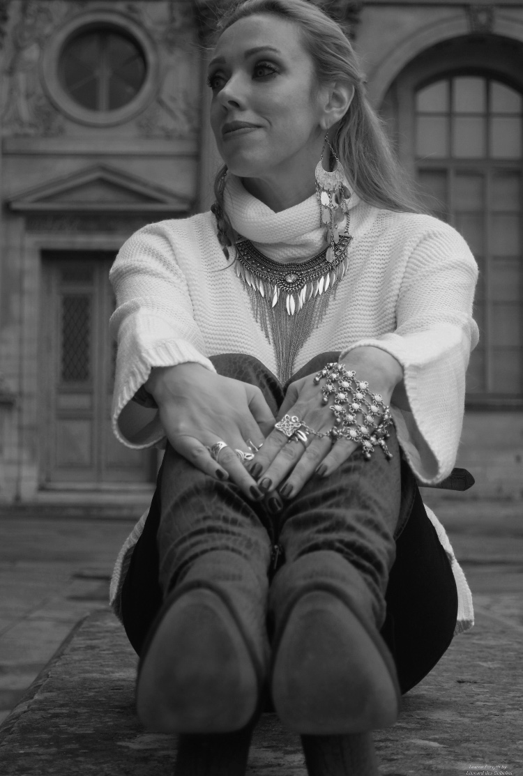 Female model photo shoot of Learne Forsyth in Paris