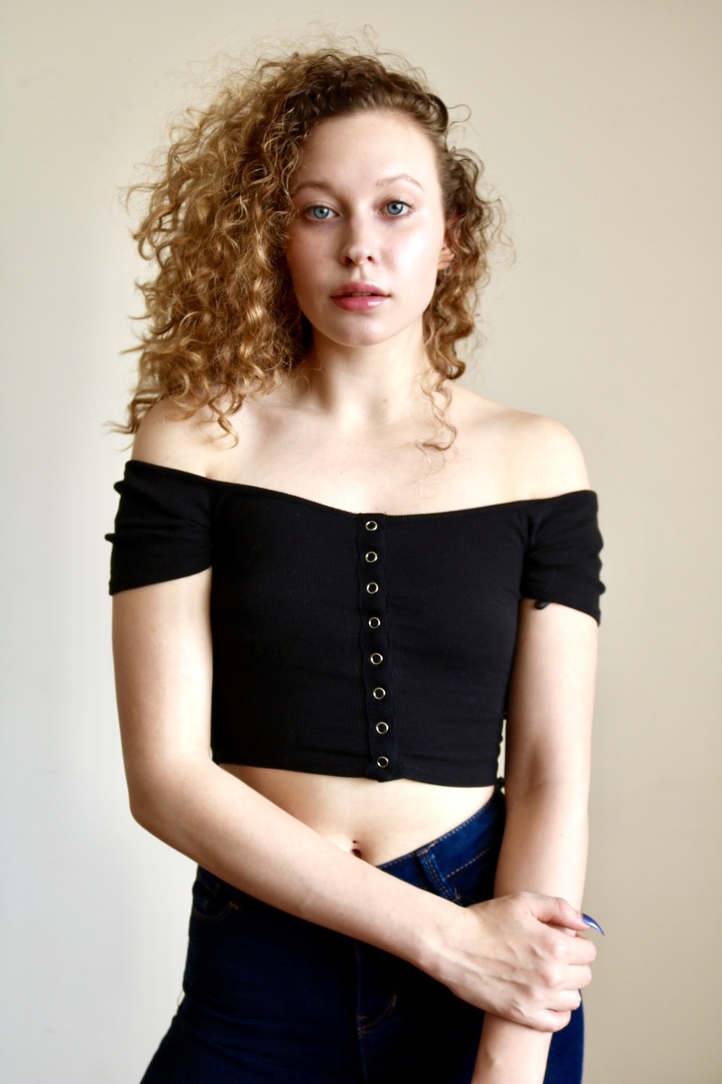 Female model photo shoot of KristinaSundborg 