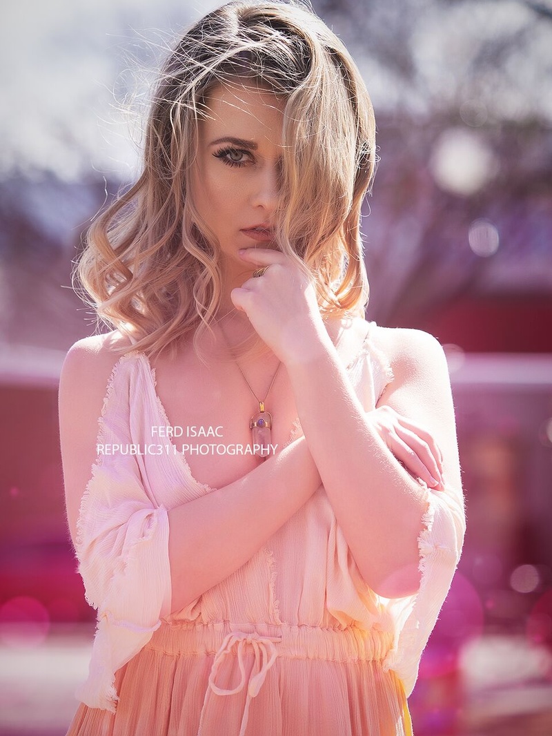 Female model photo shoot of KristenMichelle21