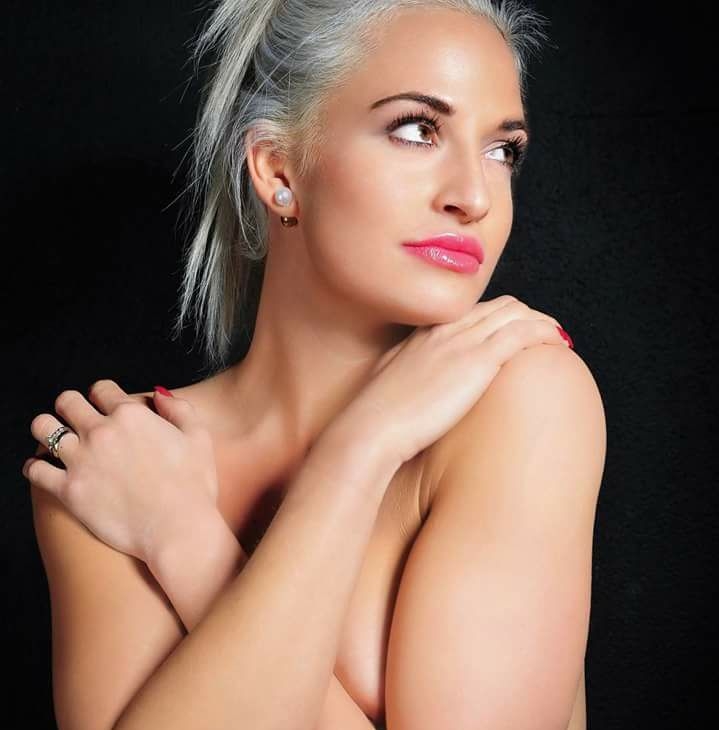Female model photo shoot of NicoleVice13