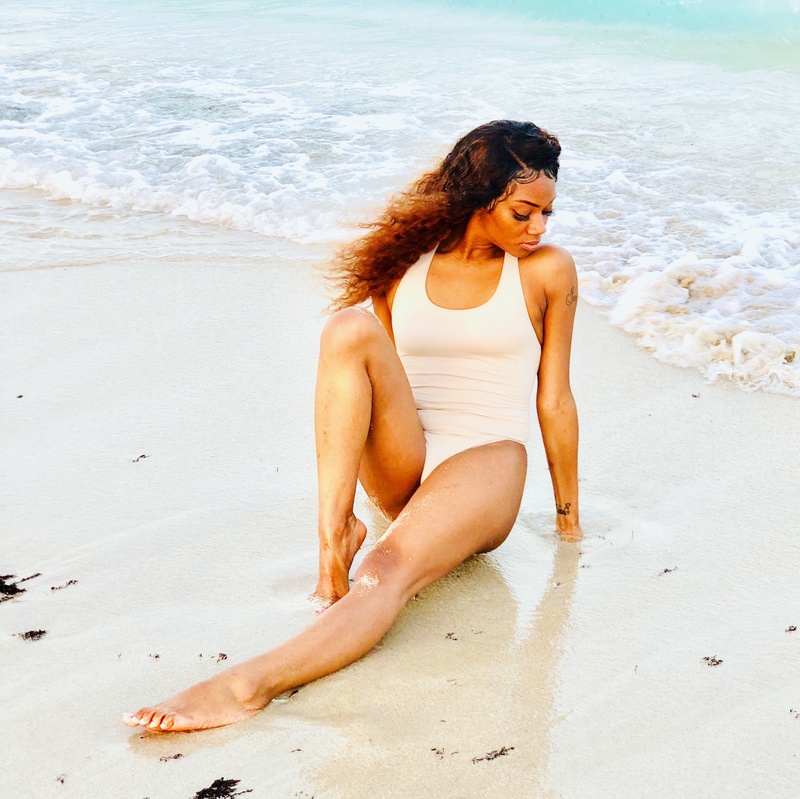 Female model photo shoot of Niri in South Beach FL