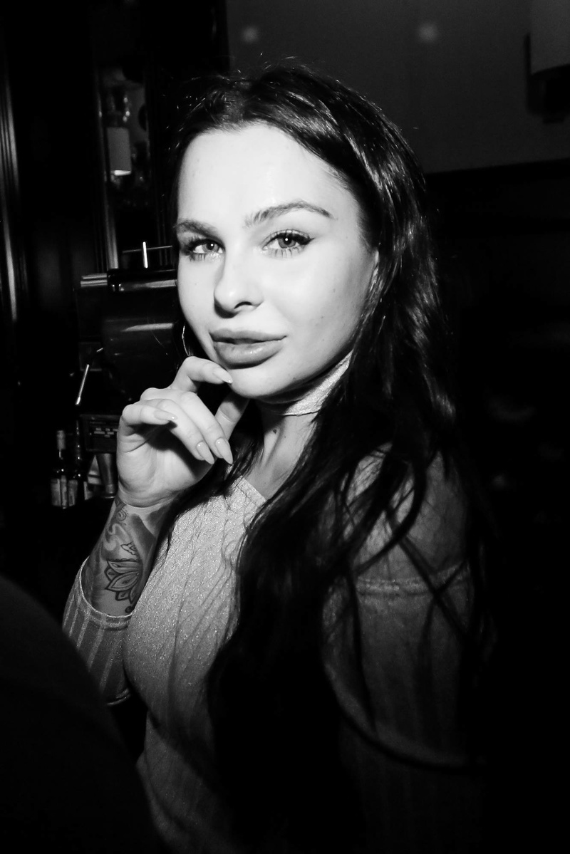 Female model photo shoot of Mednikova