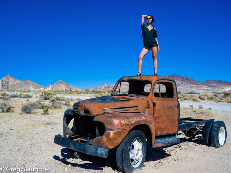 Female model photo shoot of Romi_model in Death Valley, California