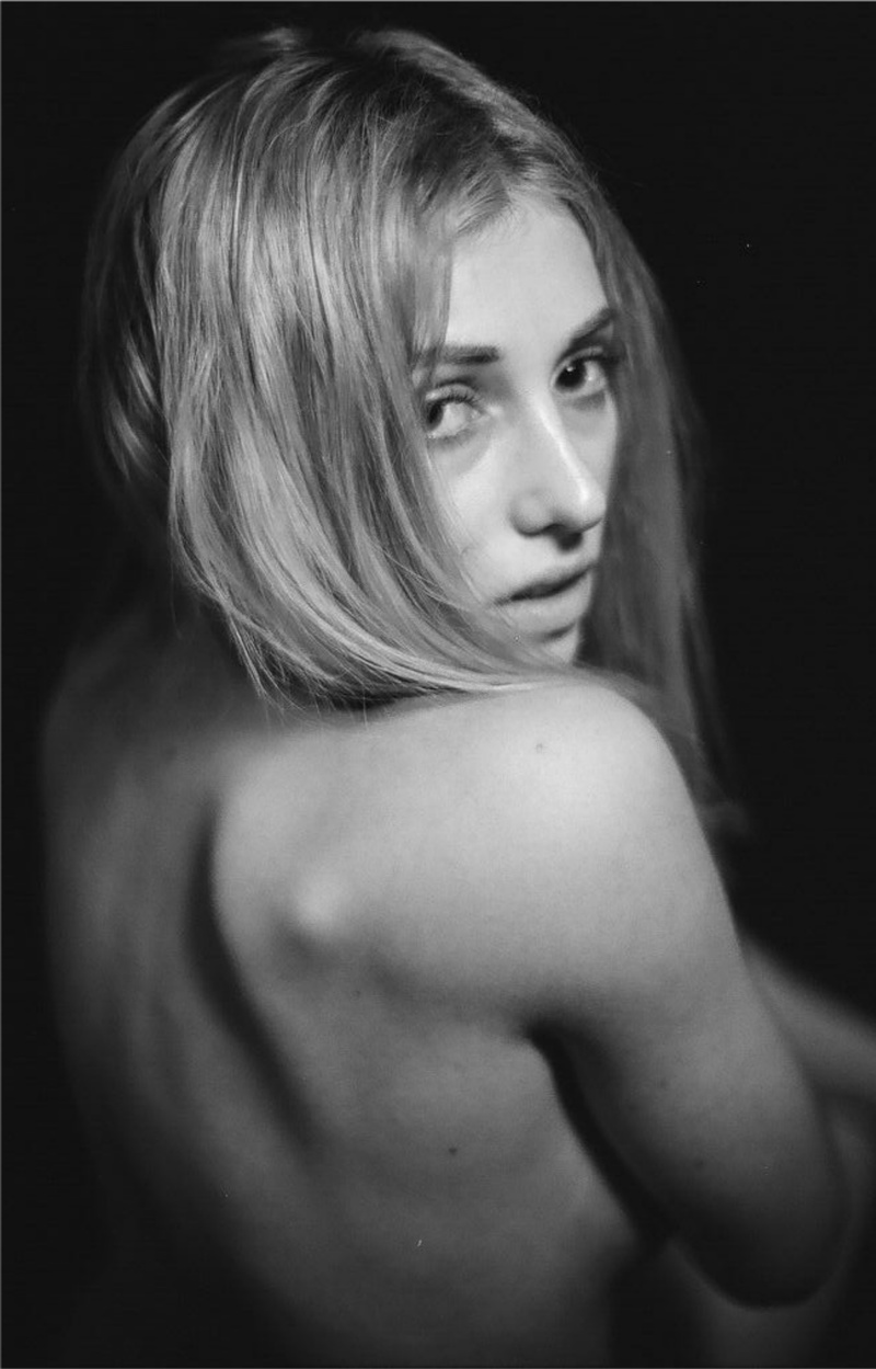 Female model photo shoot of Eden_shea by V    F    P